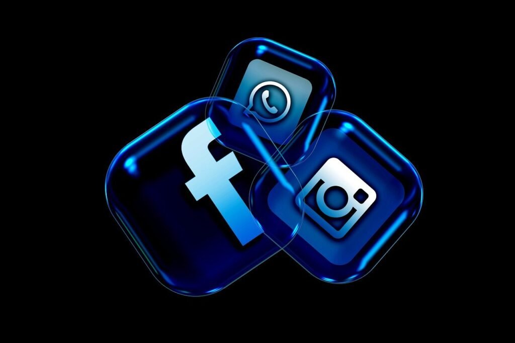 redes sociales Florida, Instagram vs Facebook, marketing digital Florida, estrategia social media, negocios locales Florida, publicidad en redes sociales, marketing para empresas Florida, engagement redes sociales,